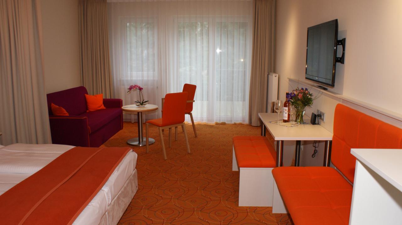 Familienzimmer (2 Erwachsene + 2 Kinder)